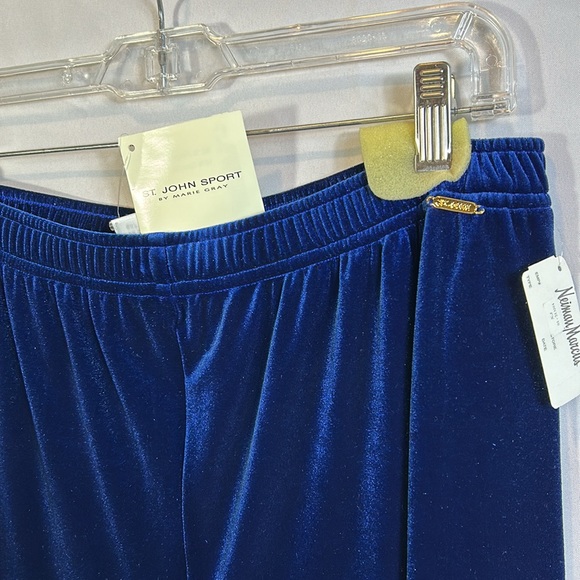 St.John Sport  Size large By Marie Gray Neiman Marcus Sapphire Blue Velvet Pants - Picture 2 of 7